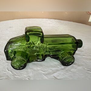 Avon Big Mack Windjammer After Shave Decanter